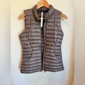 Lululemon Pack It Down Vest 4